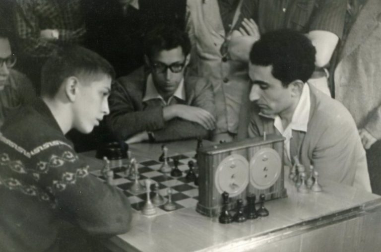Read more about the article Petrosian plays blitz!